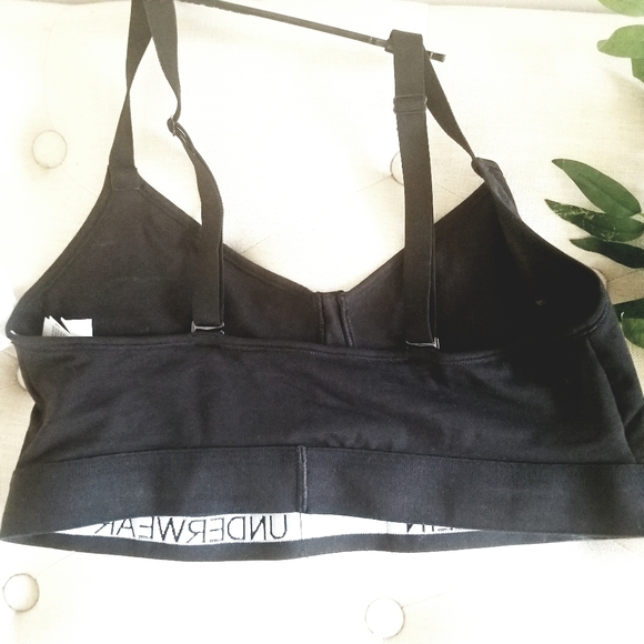 SOLD Calvin Klein Monogram Triangle Bralette 1X - Picture 3 of 5